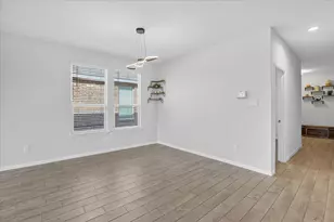 8649 Mirror Lk Dr, Fort Worth, TX 76179 - Photo 7