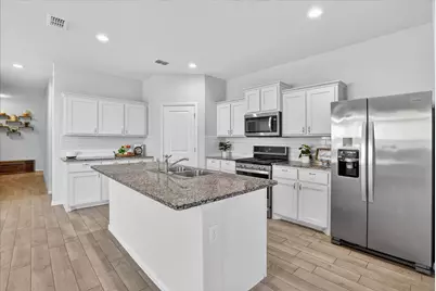 8649 Mirror Lake Drive, Fort Worth, TX 76179 - Photo 13