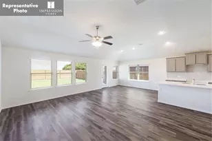 634 Presidio St, Aubrey, TX 76227 - Photo 3