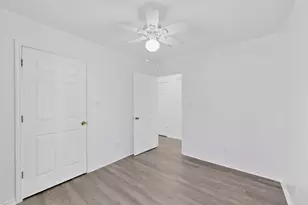 604 S Maxey St, Sherman, TX 75090 - Photo 19