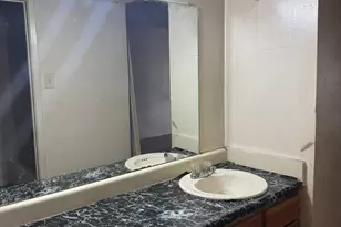 6050 Melody Ln, Dallas, TX 75231 - Photo 11