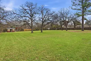 2325 Halbert St, Fort Worth, TX 76112 - Photo 39