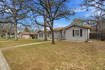2325 Halbert Street, Fort Worth, TX 76112 - Photo 5
