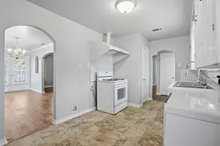 2325 Halbert St, Fort Worth, TX 76112 - Photo 17