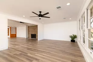 601 W Columbia St, Weatherford, TX 76086 - Photo 9