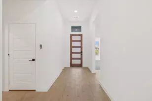 7136 Intrepid Dr, Fort Worth, TX 76179 - Photo 5