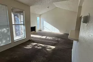 6050 Melody Ln, Dallas, TX 75231 - Photo 11