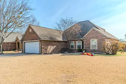 1008 Elk Ridge Drive, Stephenville, TX 76401 - Photo 3