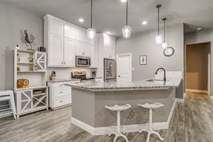 1576 Lizzie Ln, Burleson, TX 76028 - Photo 5