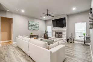 1576 Lizzie Ln, Burleson, TX 76028 - Photo 13