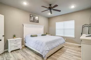 1576 Lizzie Ln, Burleson, TX 76028 - Photo 17