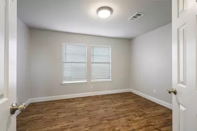 10101 Benwick Drive, McKinney, TX 75072 - Photo 9