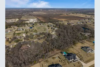 109 Falls Creek Lane, Gunter, TX 75058 - Photo 17