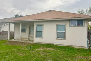 300 Wiley St, Hutto, TX 78634 - Photo 7