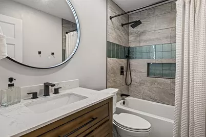 4522 Robin Court, Granbury, TX 76049 - Photo 29