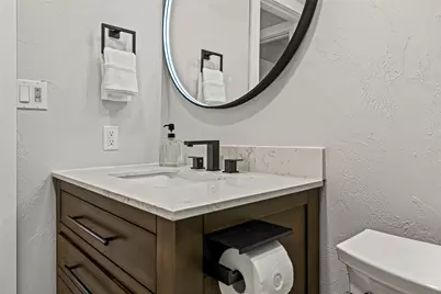 4522 Robin Court, Granbury, TX 76049 - Photo 31