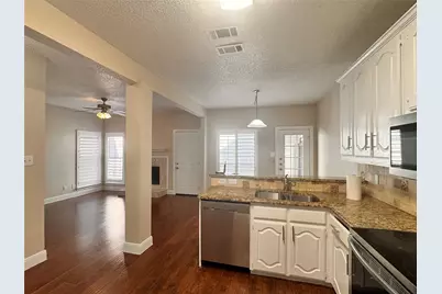 9435 Blue Jay Way, Irving, TX 75063 - Photo 9