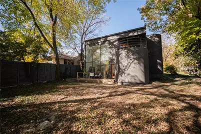 2628 Maple Springs Boulevard, Dallas, TX 75235 - Photo 39