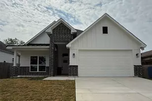 2613 Chestnut Ave, Fort Worth, TX 76164 - Photo 1