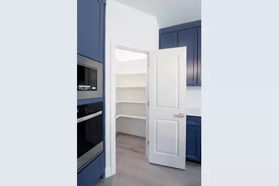 2613 Chestnut Avenue, Fort Worth, TX 76164 - Photo 5