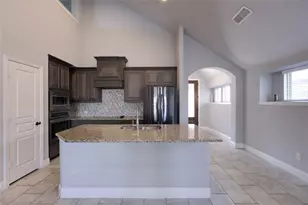 531 Harvest Grove Dr, Waxahachie, TX 75165 - Photo 13