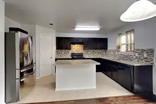 14721 Forest Hollow Dr, Balch Springs, TX 75180 - Photo 5