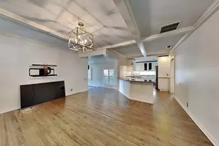 8902 Redondo Dr, Dallas, TX 75218 - Photo 3