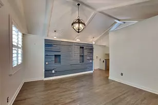 8902 Redondo Dr, Dallas, TX 75218 - Photo 7