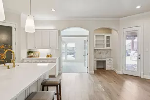 5829 Lakeside Dr, Fort Worth, TX 76179 - Photo 15