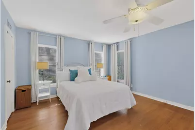 9263 Forest Hills Boulevard, Dallas, TX 75218 - Photo 19