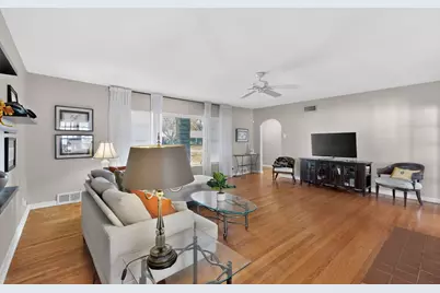 9263 Forest Hills Boulevard, Dallas, TX 75218 - Photo 7