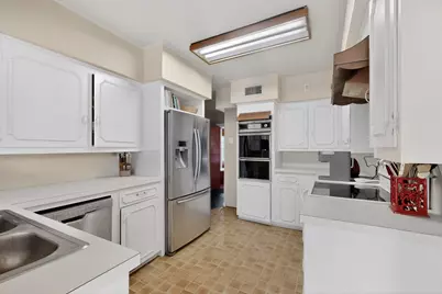 9263 Forest Hills Boulevard, Dallas, TX 75218 - Photo 9