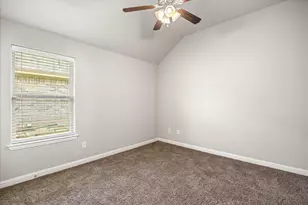 107 Donna Cir, Granbury, TX 76049 - Photo 15