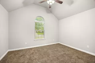 107 Donna Cir, Granbury, TX 76049 - Photo 17