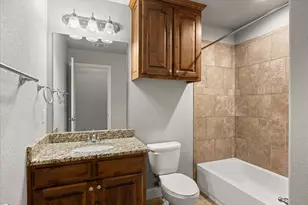 107 Donna Cir, Granbury, TX 76049 - Photo 19