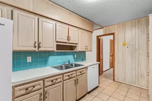 3256 Gene Ln, Haltom City, TX 76117 - Photo 13