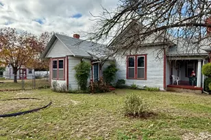 802 E Main St, Hamilton, TX 76531 - Photo 17