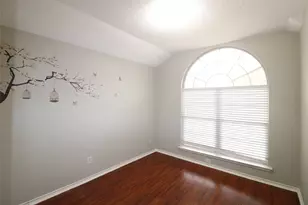 2202 Lone Pecan Dr, Garland, TX 75040 - Photo 7