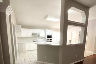 2202 Lone Pecan Dr, Garland, TX 75040 - Photo 15