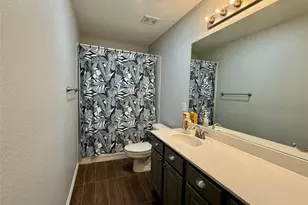 208 Oxford Dr, Roanoke, TX 76262 - Photo 15