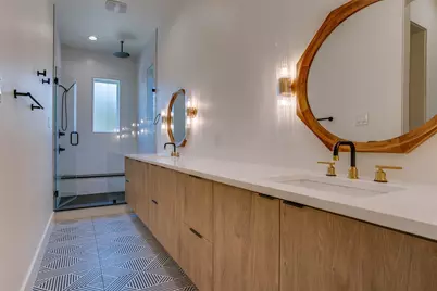 400 N Denver Street, Dallas, TX 75203 - Photo 17