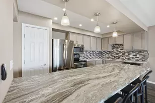 5619 Thunderbird Ct, Granbury, TX 76049 - Photo 5