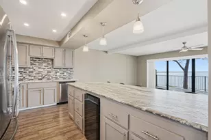 5619 Thunderbird Ct, Granbury, TX 76049 - Photo 1