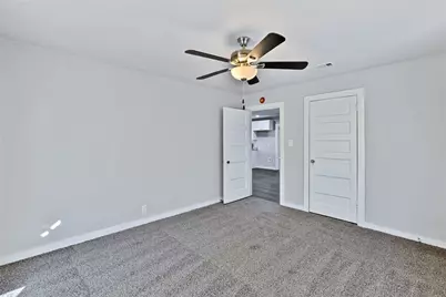 907 Main Street, Ennis, TX 75119 - Photo 13