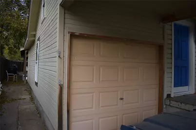 3912 Valentine Street, Fort Worth, TX 76107 - Photo 13