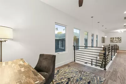 933 W 8th Street, Dallas, TX 75208 - Photo 21