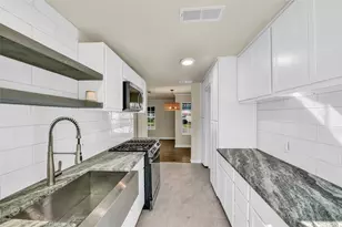 1413 Wynn Terrace, Arlington, TX 76010 - Photo 13