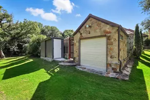 2202 Lakeforest Dr, Weatherford, TX 76087 - Photo 33