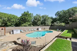 2202 Lakeforest Dr, Weatherford, TX 76087 - Photo 31