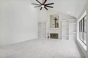 62 Legend Rd, Benbrook, TX 76132 - Photo 3